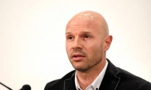 Crazy reasons WHY Unai Emery and Diego Simeone are better than Jürgen Klopp as exposed by Ex-England International 2 Image Credit: talkSPORT, Danny Mills x Klopp