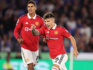 Lisandro Martinez and Raphael Injury worries for Manchester United
