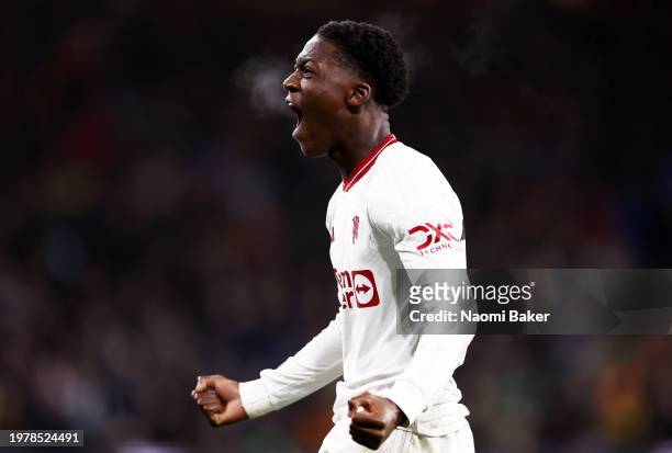 Experience vs. Excitement: Can England's Young Guns Fire at Euros? 3 Kobbie Mainoo