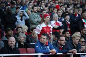 YOU WILL PAY FOR YOUR SIN! Arsenal Fans Threaten Son 2 Arsenal fans threaten Son over miss