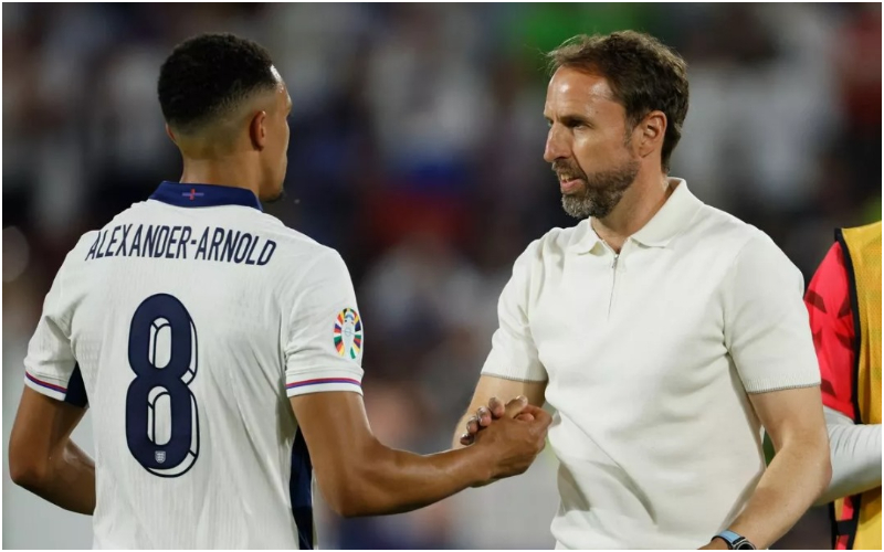 Trent Alexander Arnold an Gareth Southgate (getty)