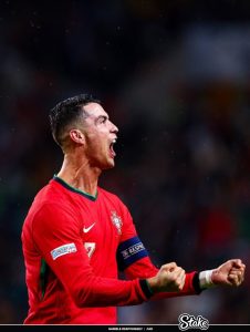 ronaldo porugal celebrate
