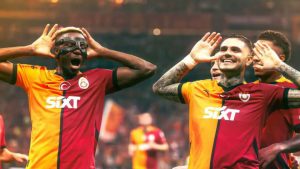 Osimhen, Icardi (X)