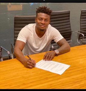 Obafemi Martins Net Worth: Inside the Life of a Fast and Fearless Forward 7 Ec KUbIWkAAnjE3